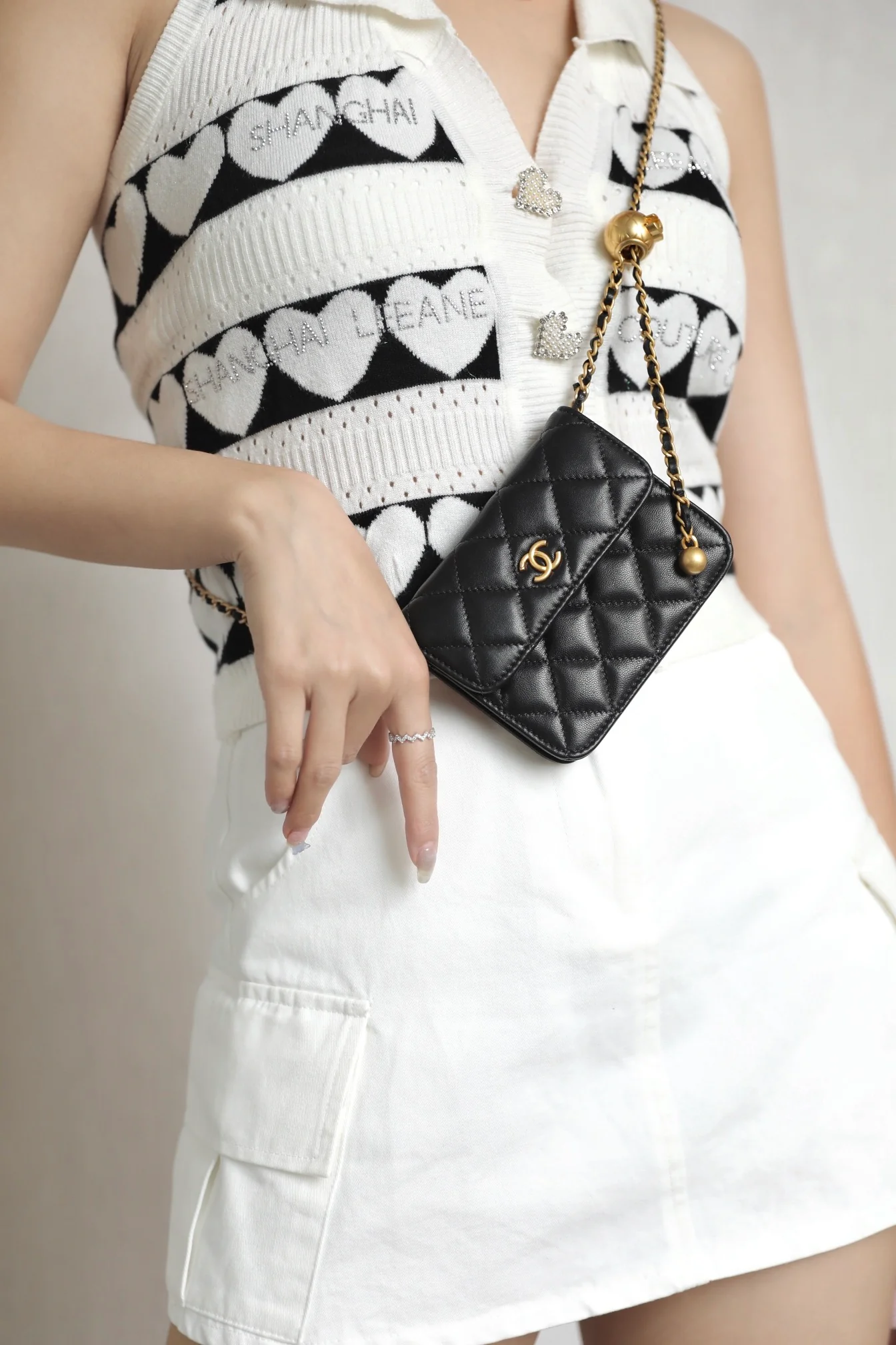 Сумка через плечо Chanel Little Gold Ball Collection на цепочке - из овечьей кожи - 2 шт.