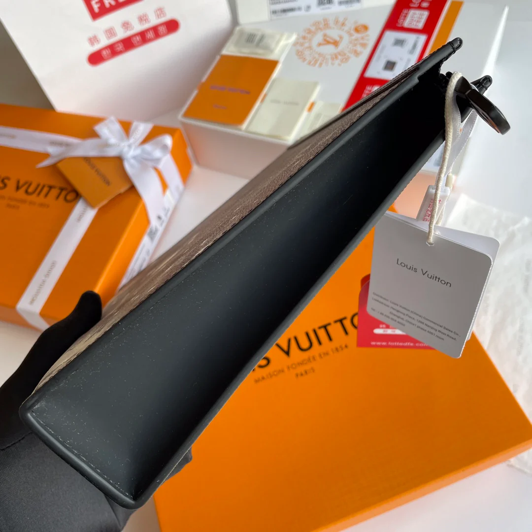 клатч lv-m44448