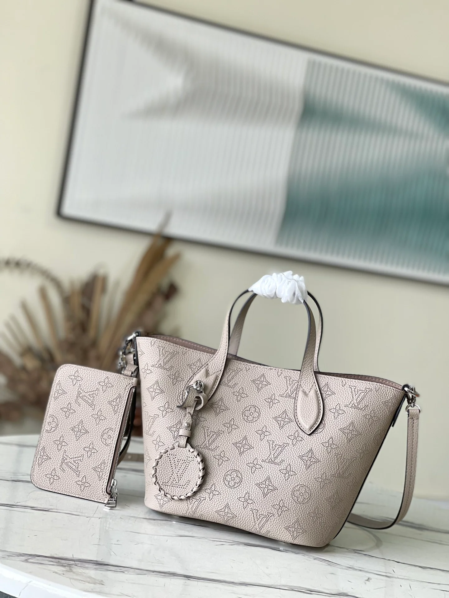 m21849-LV-blossom-pm-small-elephant gray
