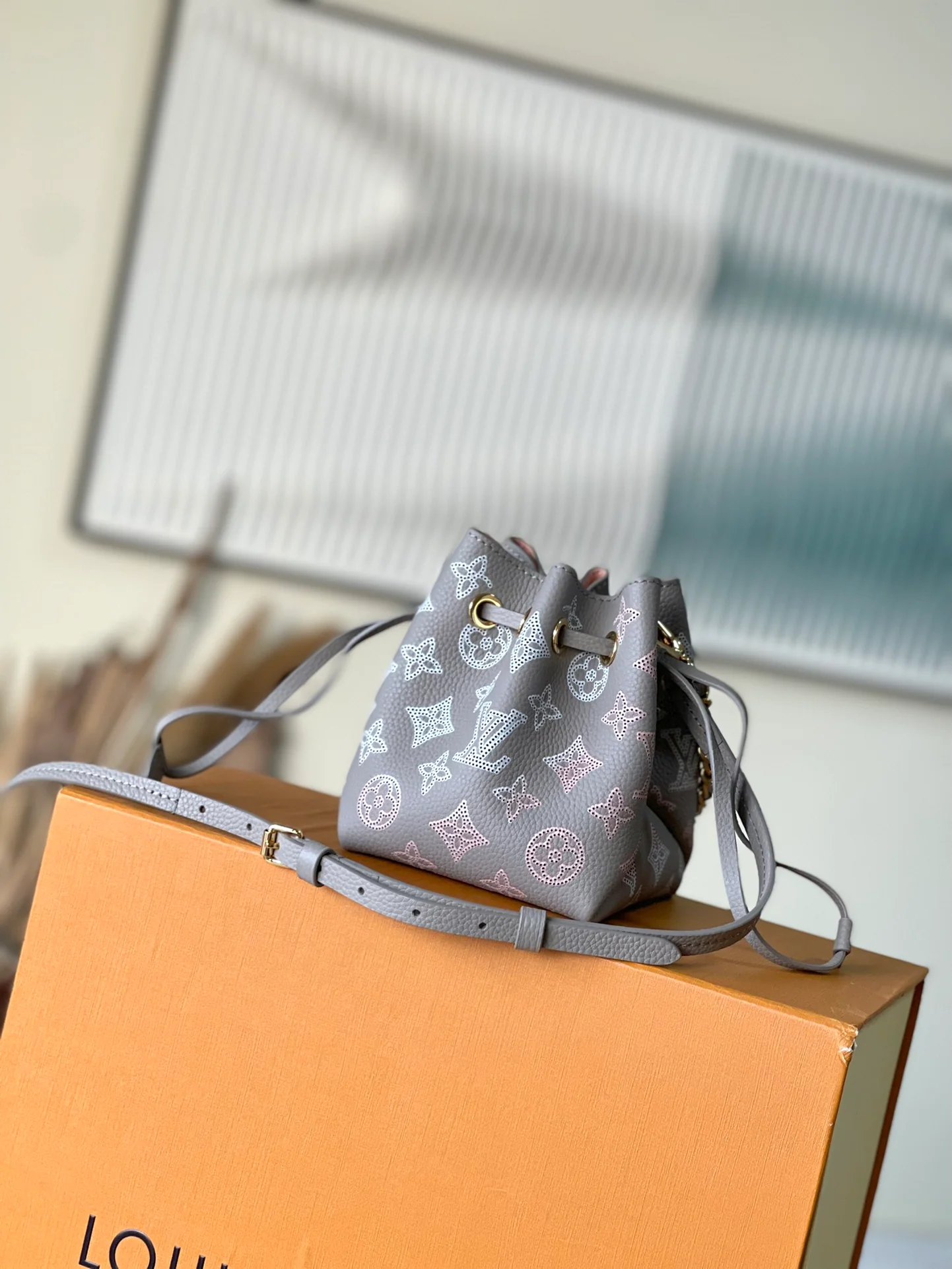 m82731-LV-Перфорированный градиентный мешок-ведро, серый