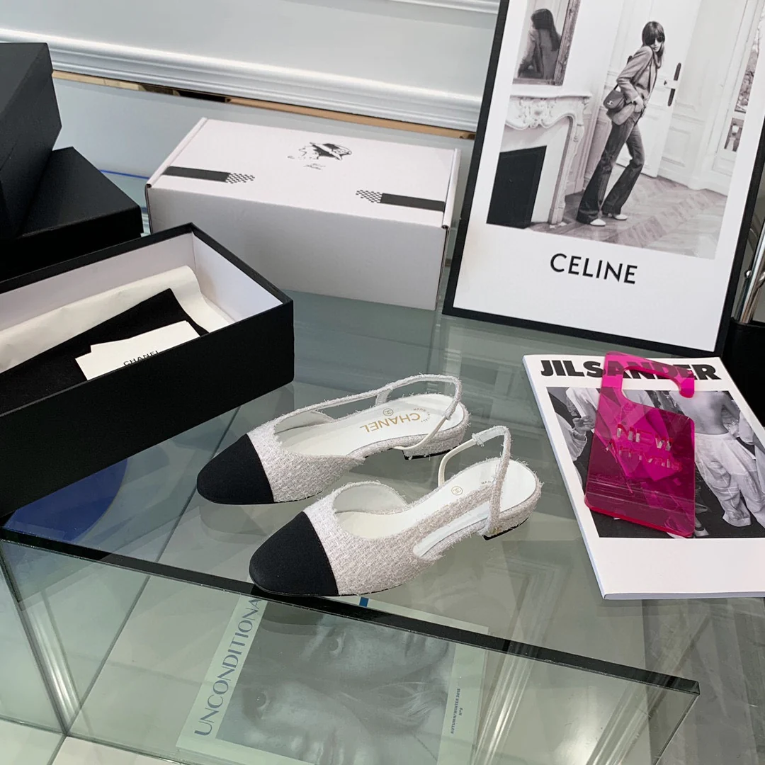 Классические сандалии Chanel - балетки - белые