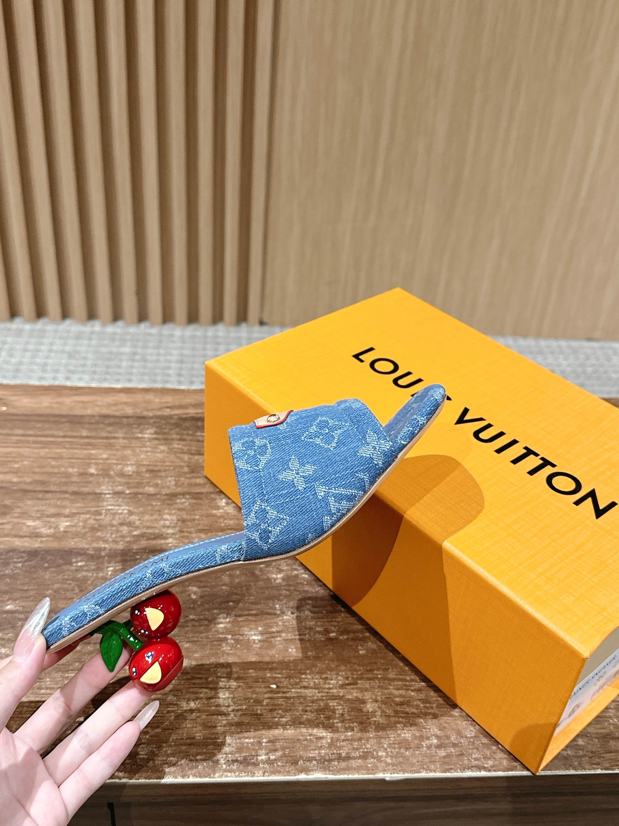 LV - Коллекция Такаши Мураками в стиле ретро - Сандалии на низком каблуке - Джинсово-синие