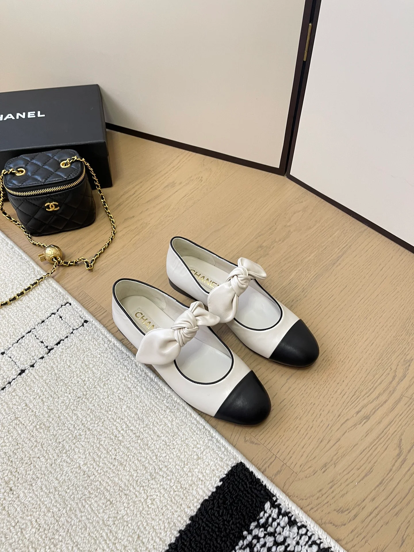 Балетки Chanel 2024 Ribbon - белые