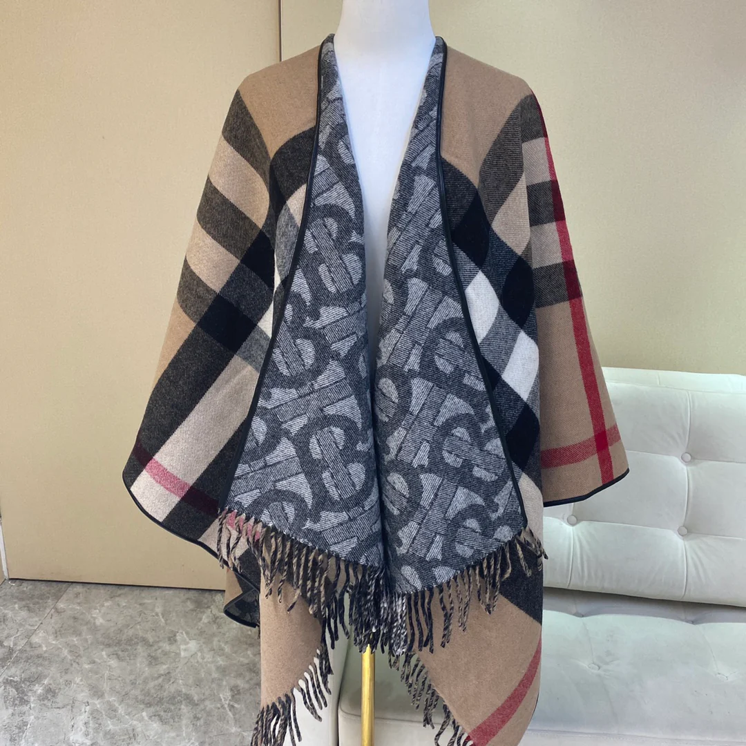 Двусторонняя шаль Burberry TB с монограммой и жаккардовым узором - 140-140 см