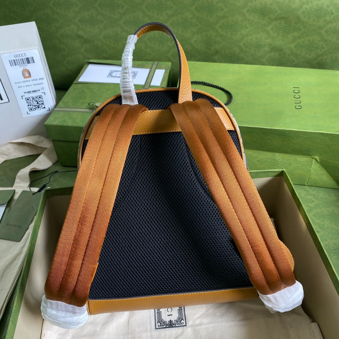 Рюкзак, созданный в сотрудничестве Gucci и Teddy Bear.