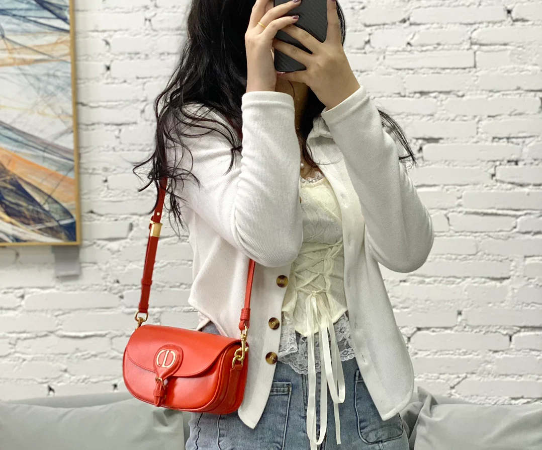 Dior Bobby Series - East-West - Сумка под мышкой - Ярко-оранжевая