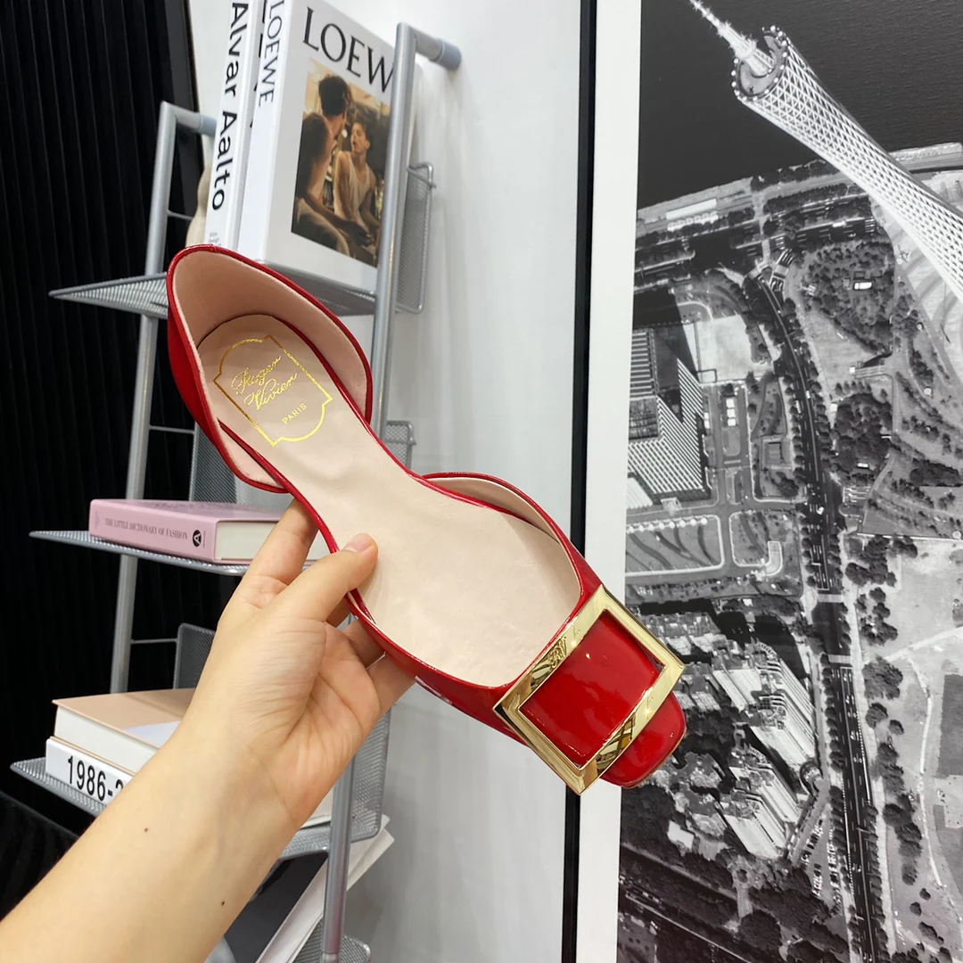 RV-плоское дно, полая квадратная верхняя часть, красный