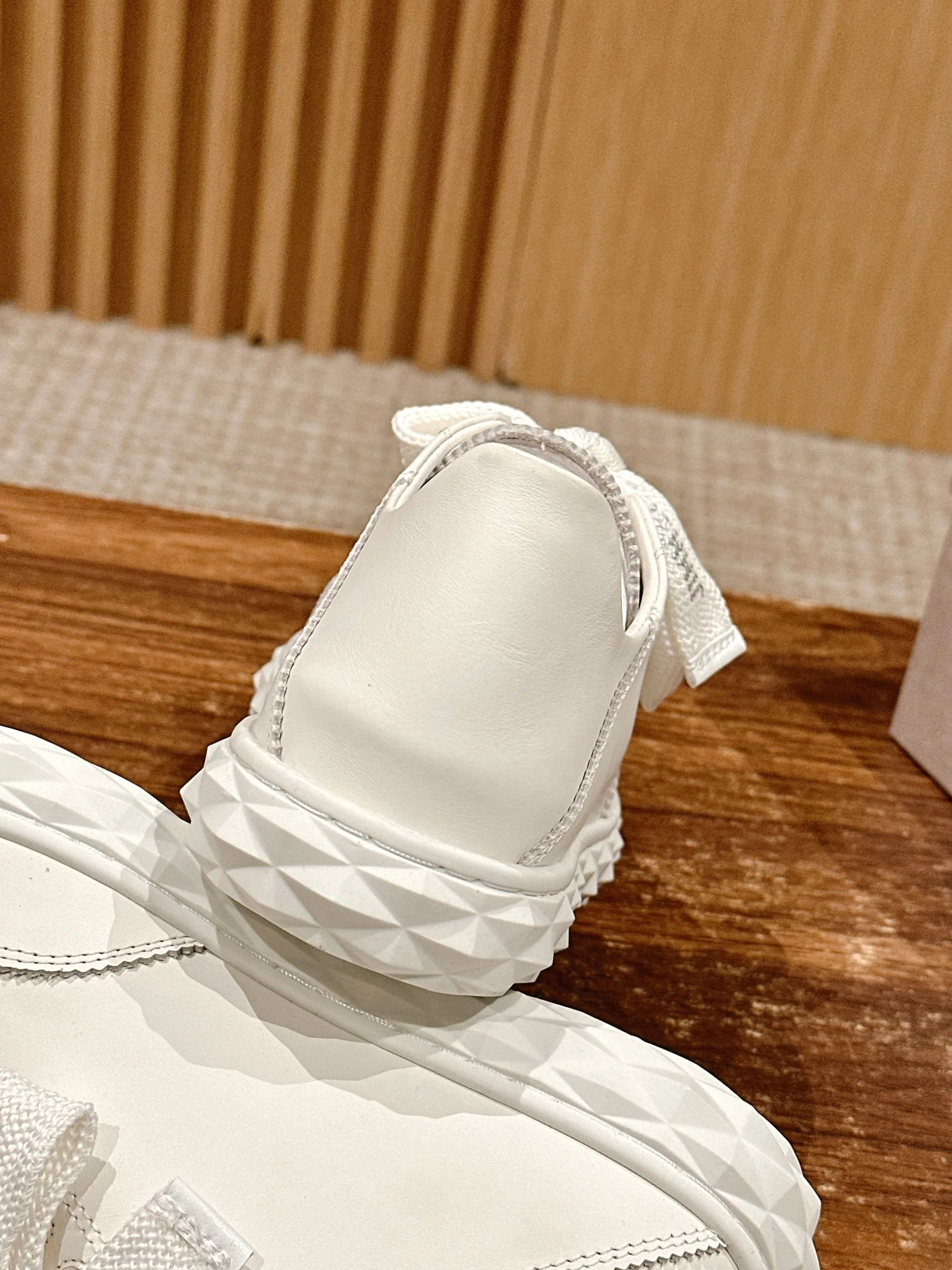 Кроссовки Jimmy - Bow Tie - белые