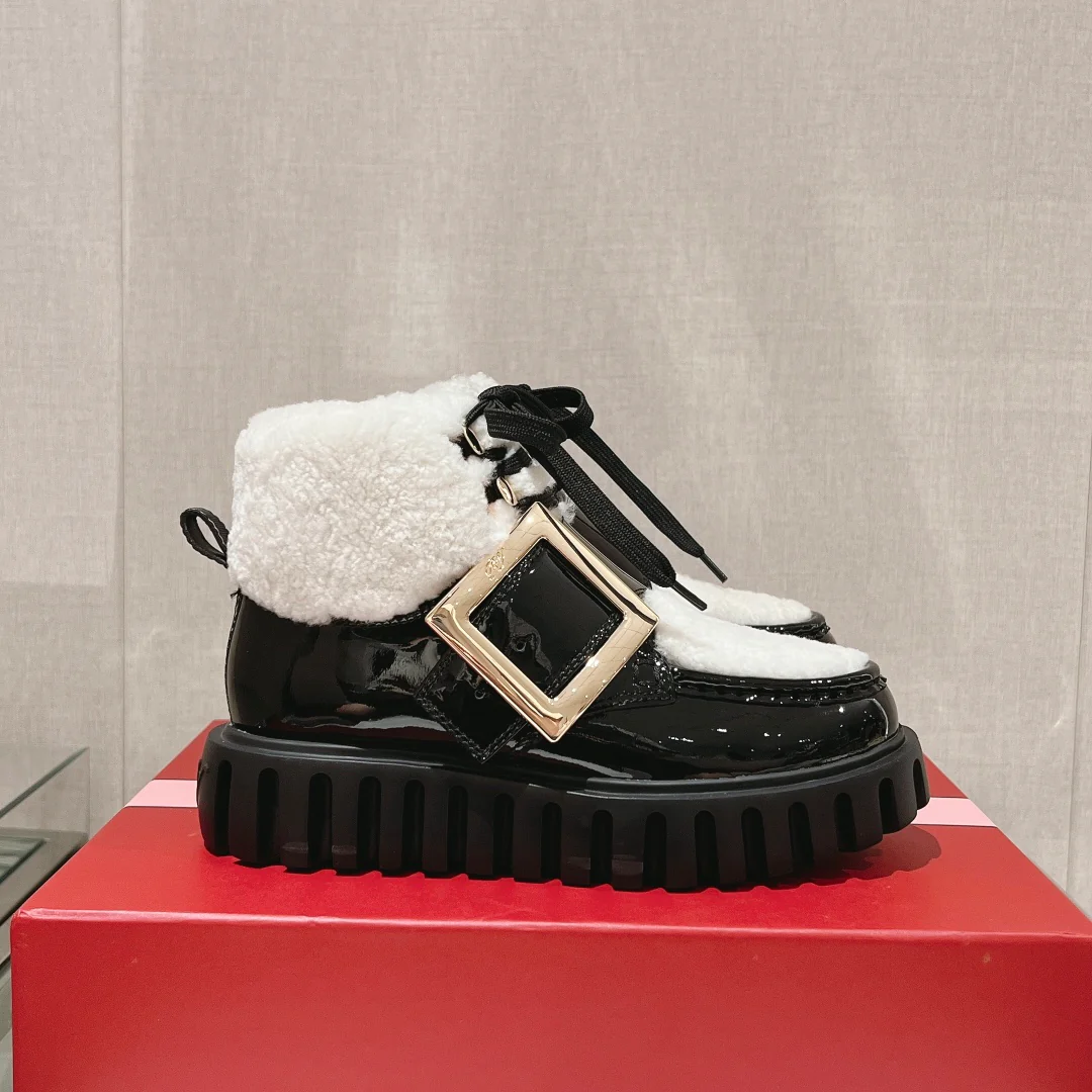 Обувь RV Shoes - коллекция осень-зима 2022 - Ботильоны на платформе из овечьей шерсти