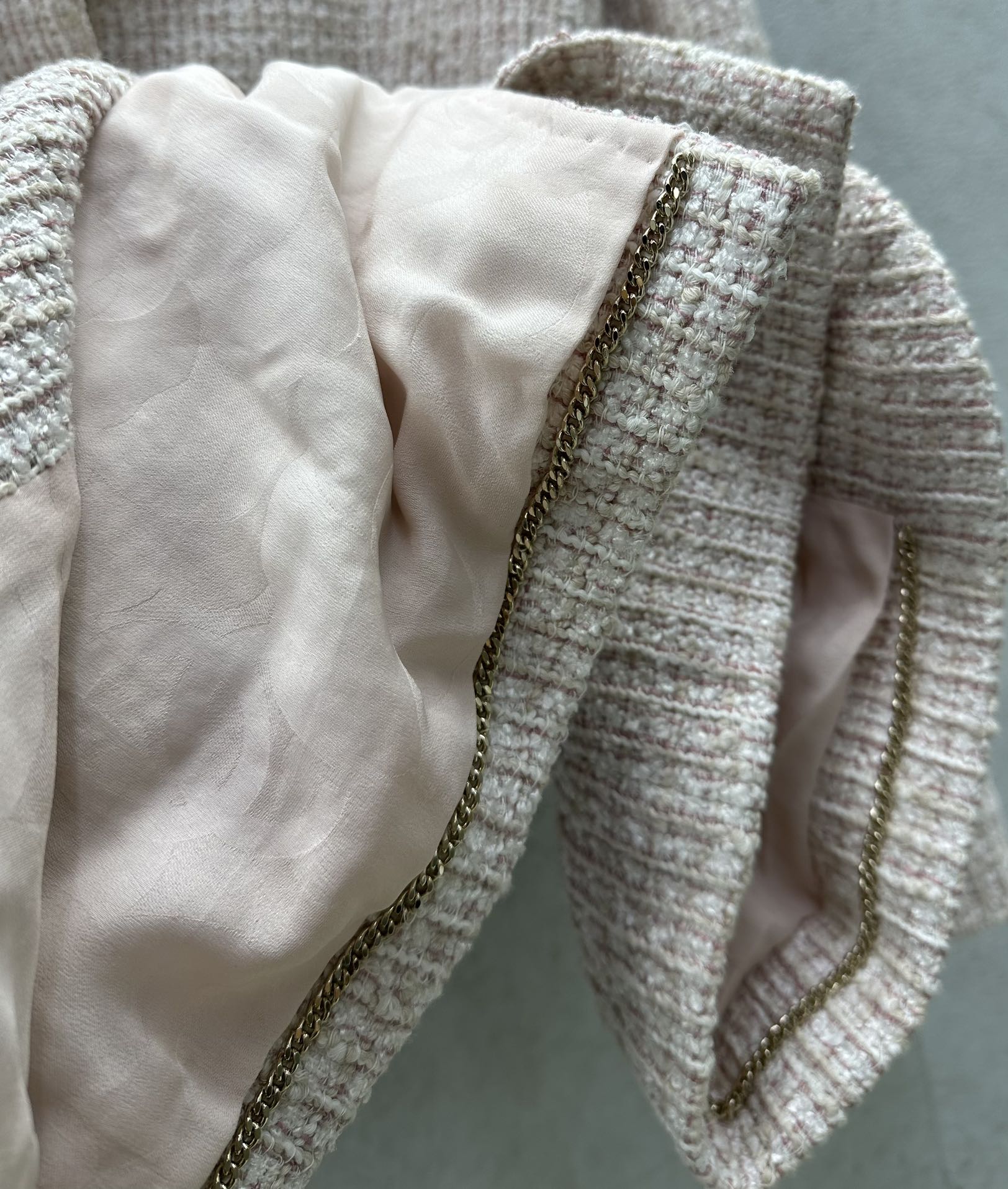 Пальто Chanel 2403-24c, новинка ранней весны - оригинальная покупка - высокое качество - объемное пальто средней длины