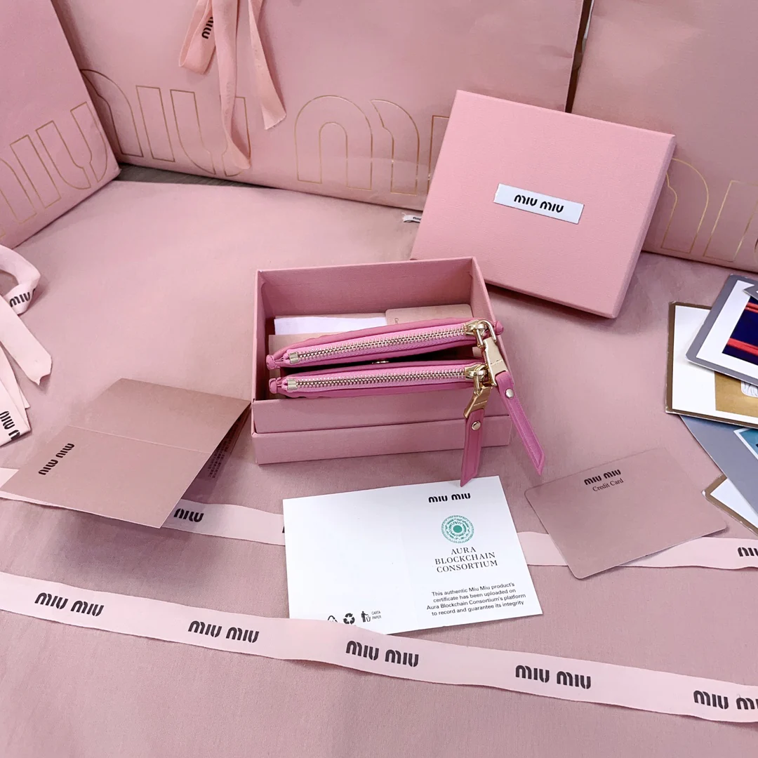 Miu Miu-5mv017-карманный-кошелек-маленький-розовый