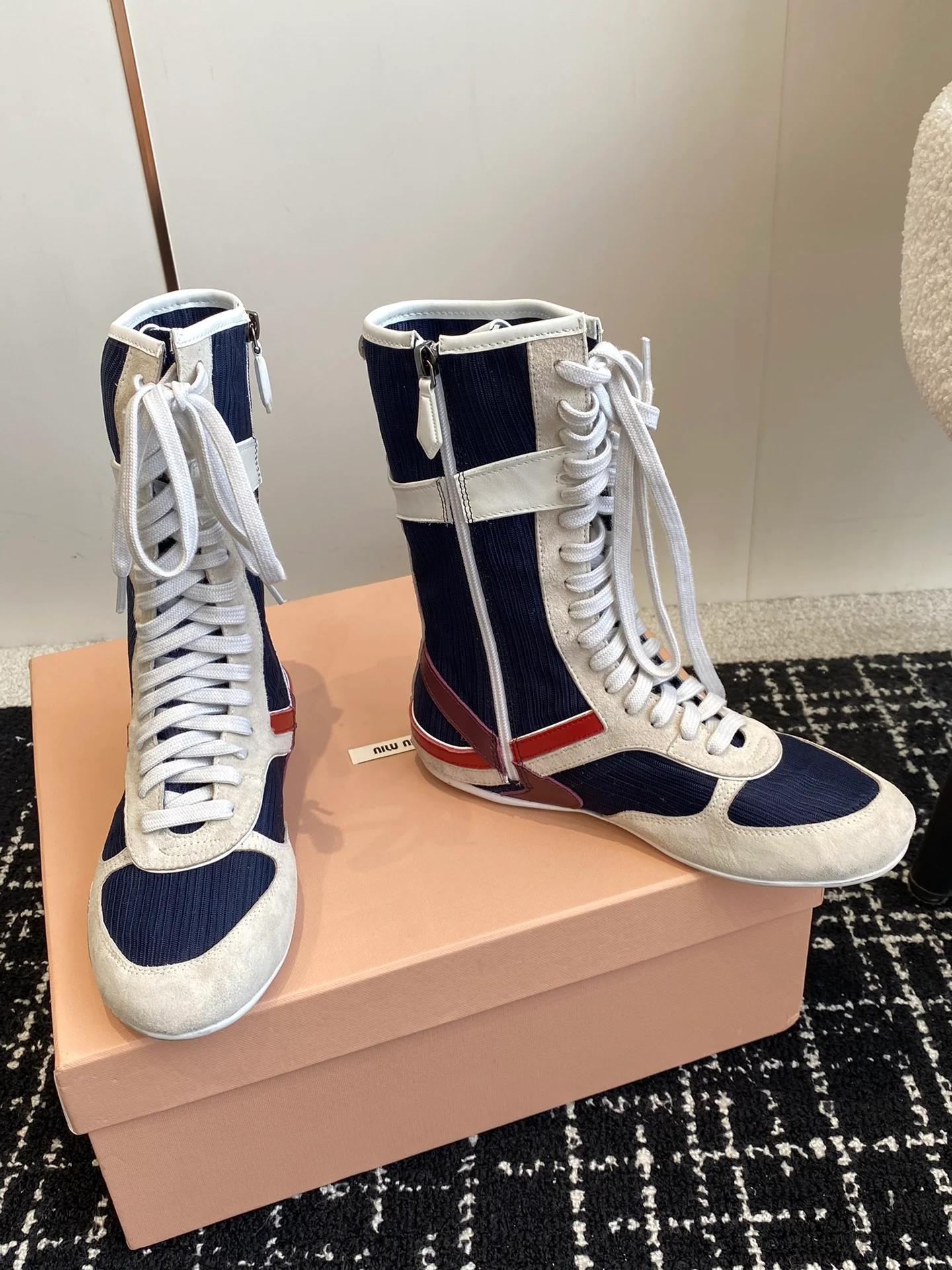 Повседневные сапоги-ботфорты Miu Miu 2025 - черные