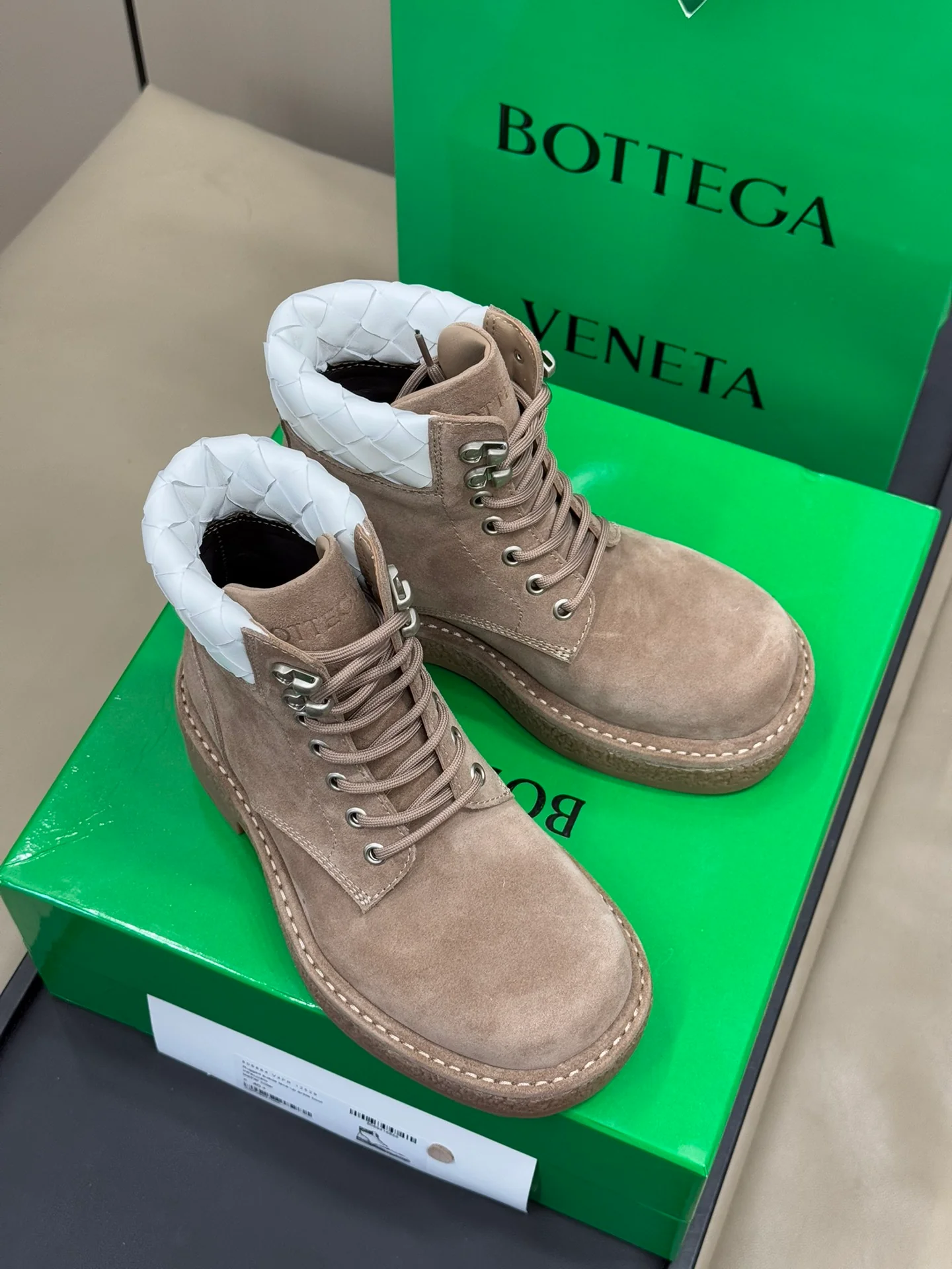 Замшевые ботинки BV-2024 в клетку - темно-коричневые