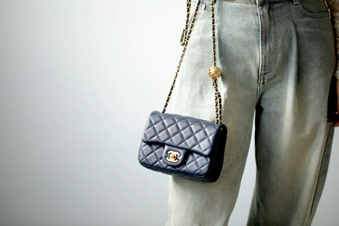 Chanel - Сумка-клатч 