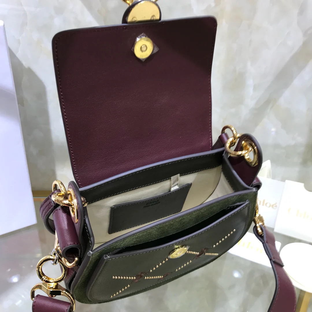 Сумка через плечо Chloe-tess - вышивка в виде шпор.