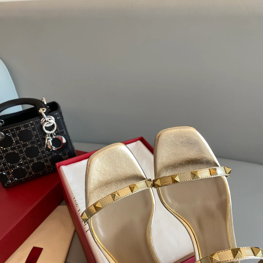 Valentino - Сандалии - Туфли на высоком каблуке - Шпильки