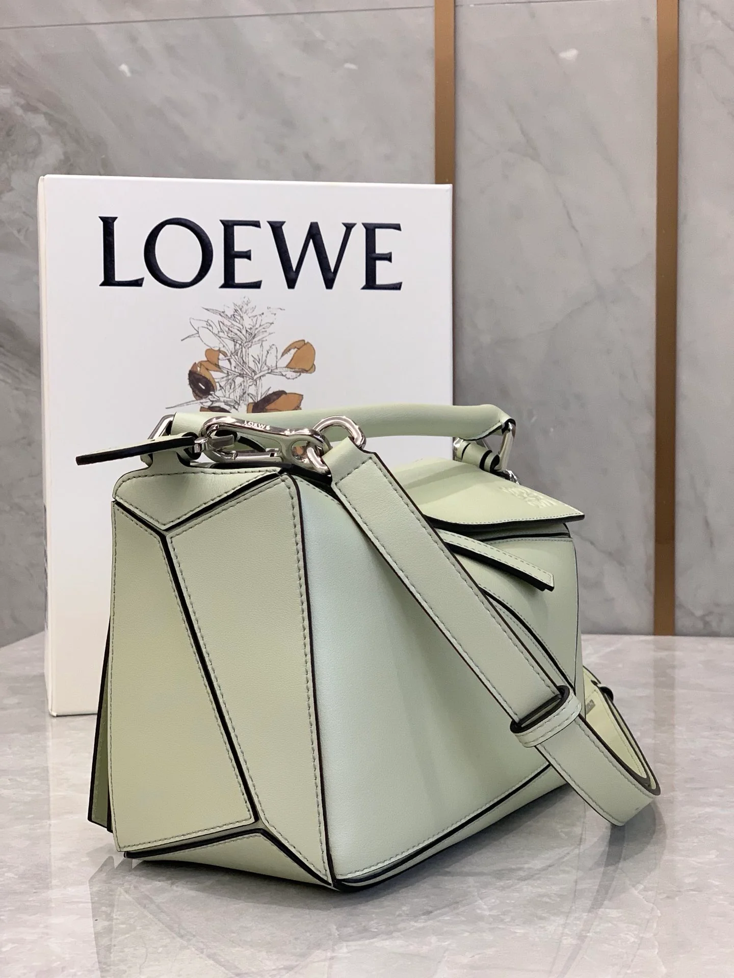 Новая сумка Loewe Puzzle Bag из телячьей кожи, 2020 год - 1 шт.