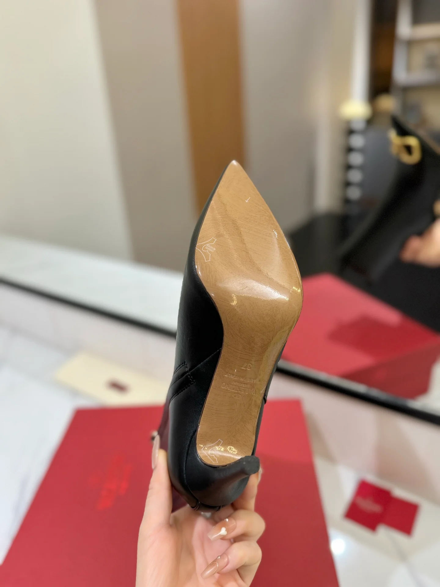 Сапоги для верховой езды на высоком каблуке Valentino 2024 — черные