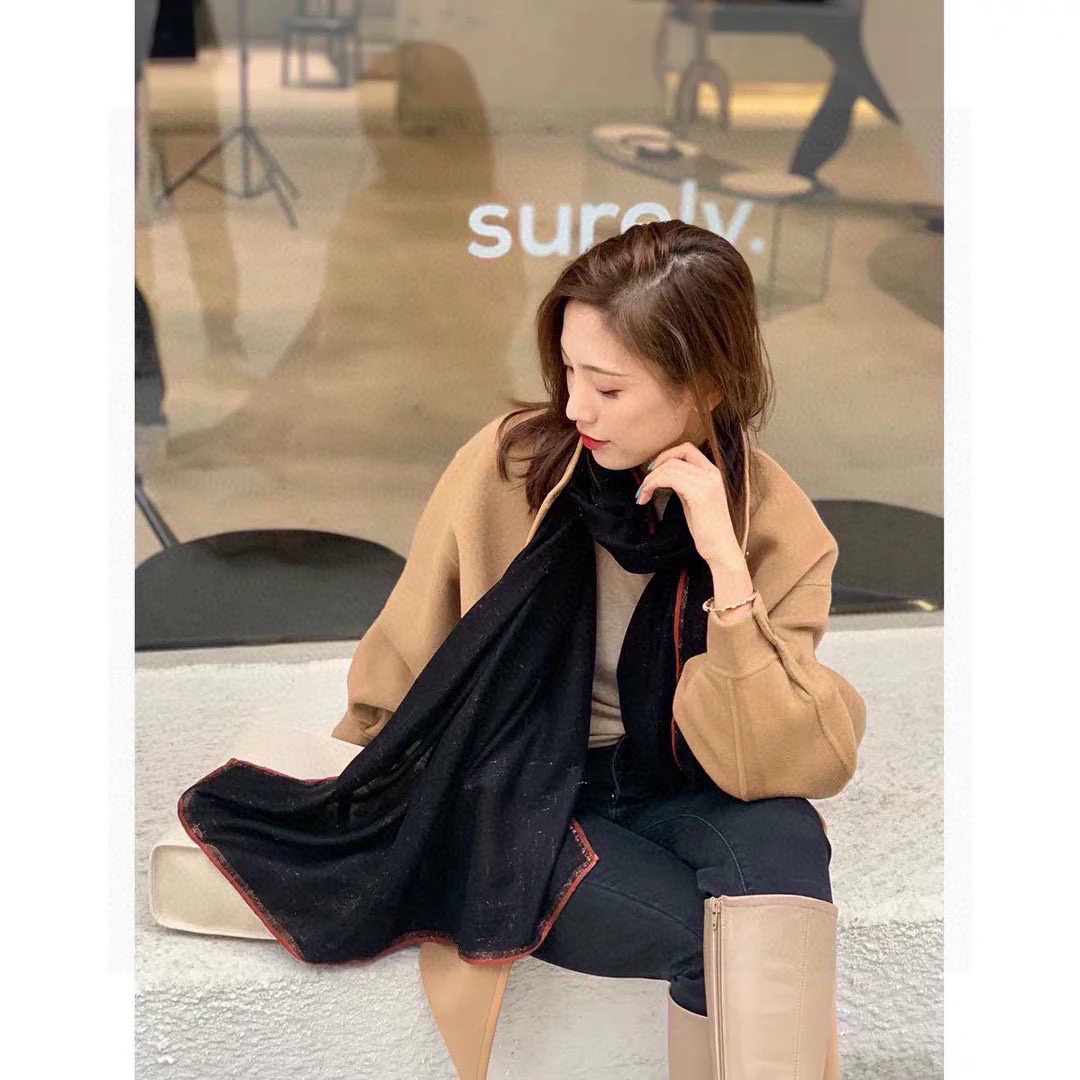 Шарф Chanel с металлизированной нитью - 90-200 см - Кашемир Кашмир Хайленд - Черный