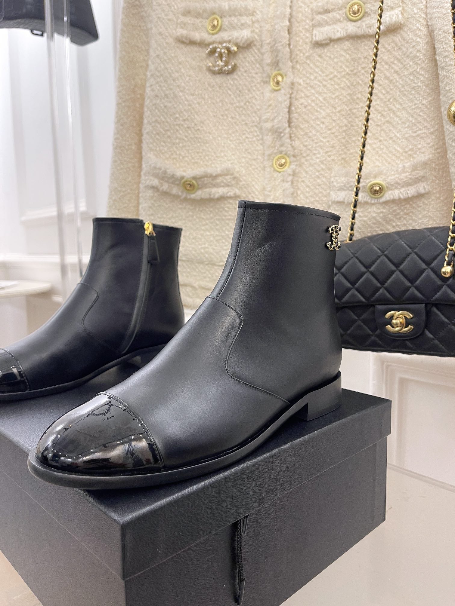 Новинка весны 2022 года от Hermes - Ботильоны - Черные