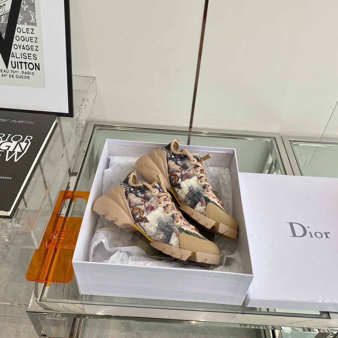 Dior - Кроссовки в стиле 