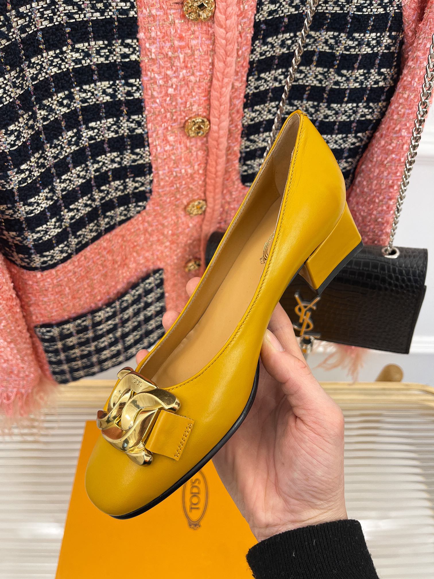 Tods - Лоферы с металлической пряжкой - Бежевый/Желтый