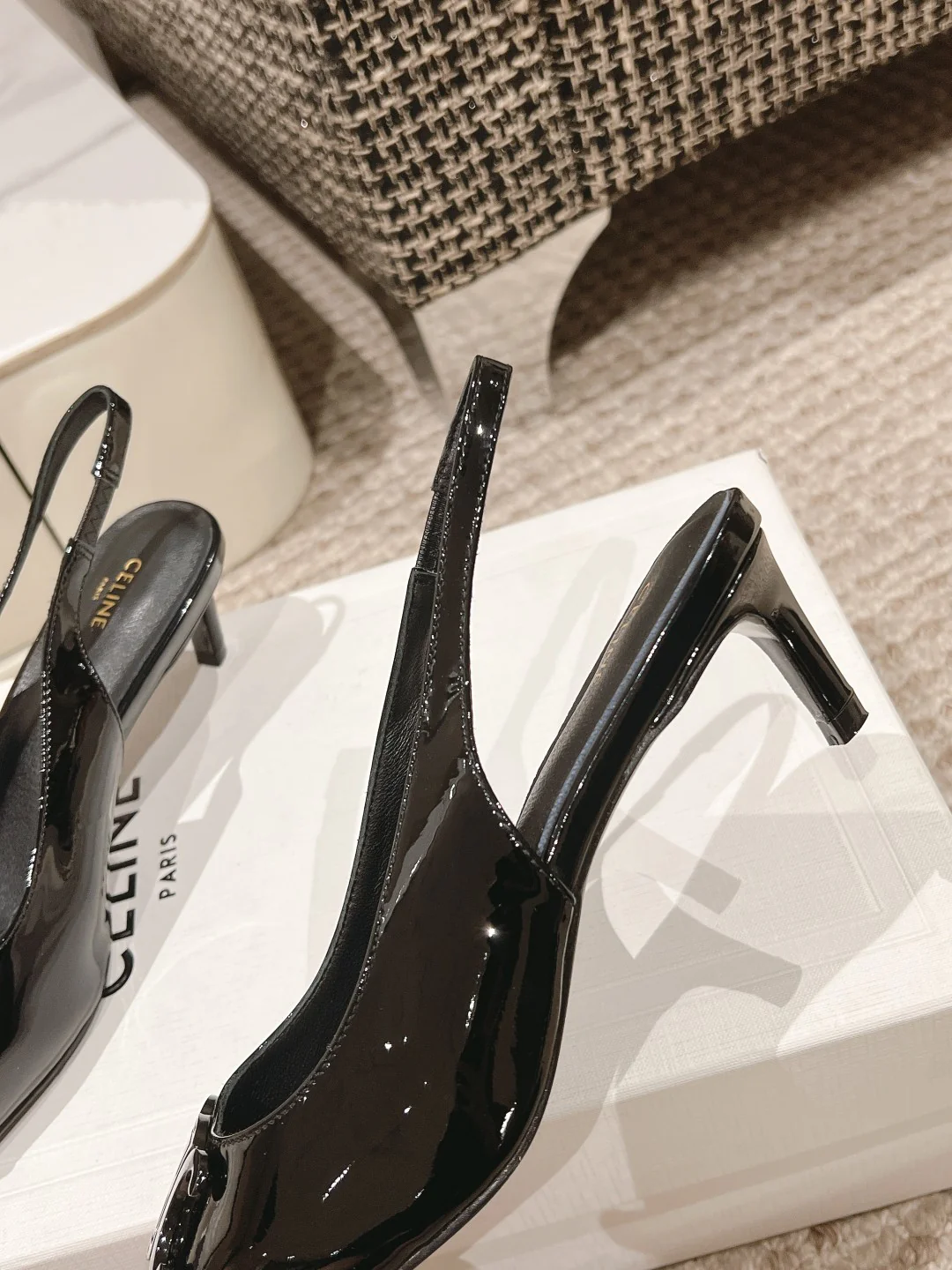 Сандалии на высоком каблуке Celine 2024 - черные