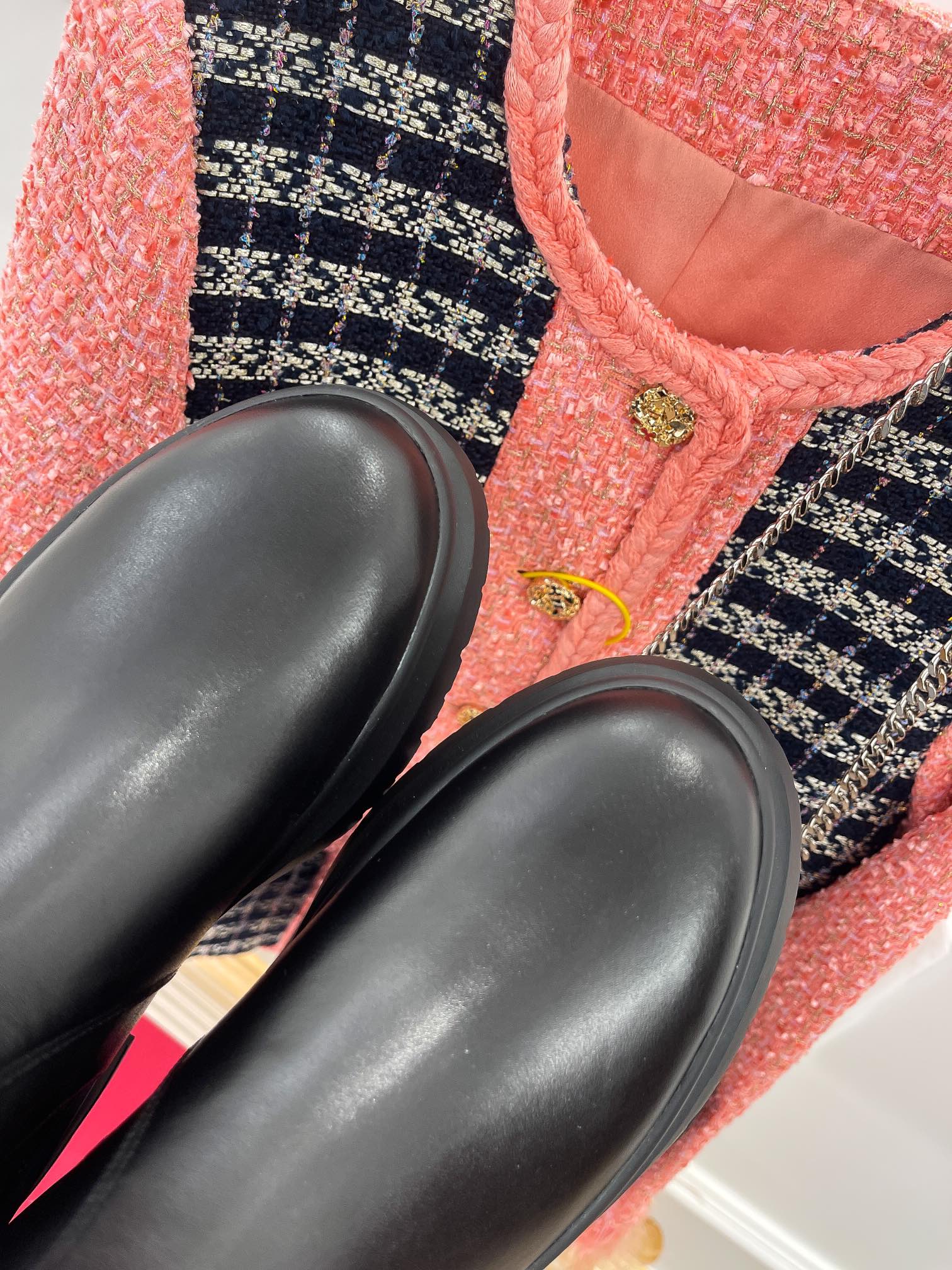 Новинка сезона осень/зима 2022 от Valentino - ботильоны.