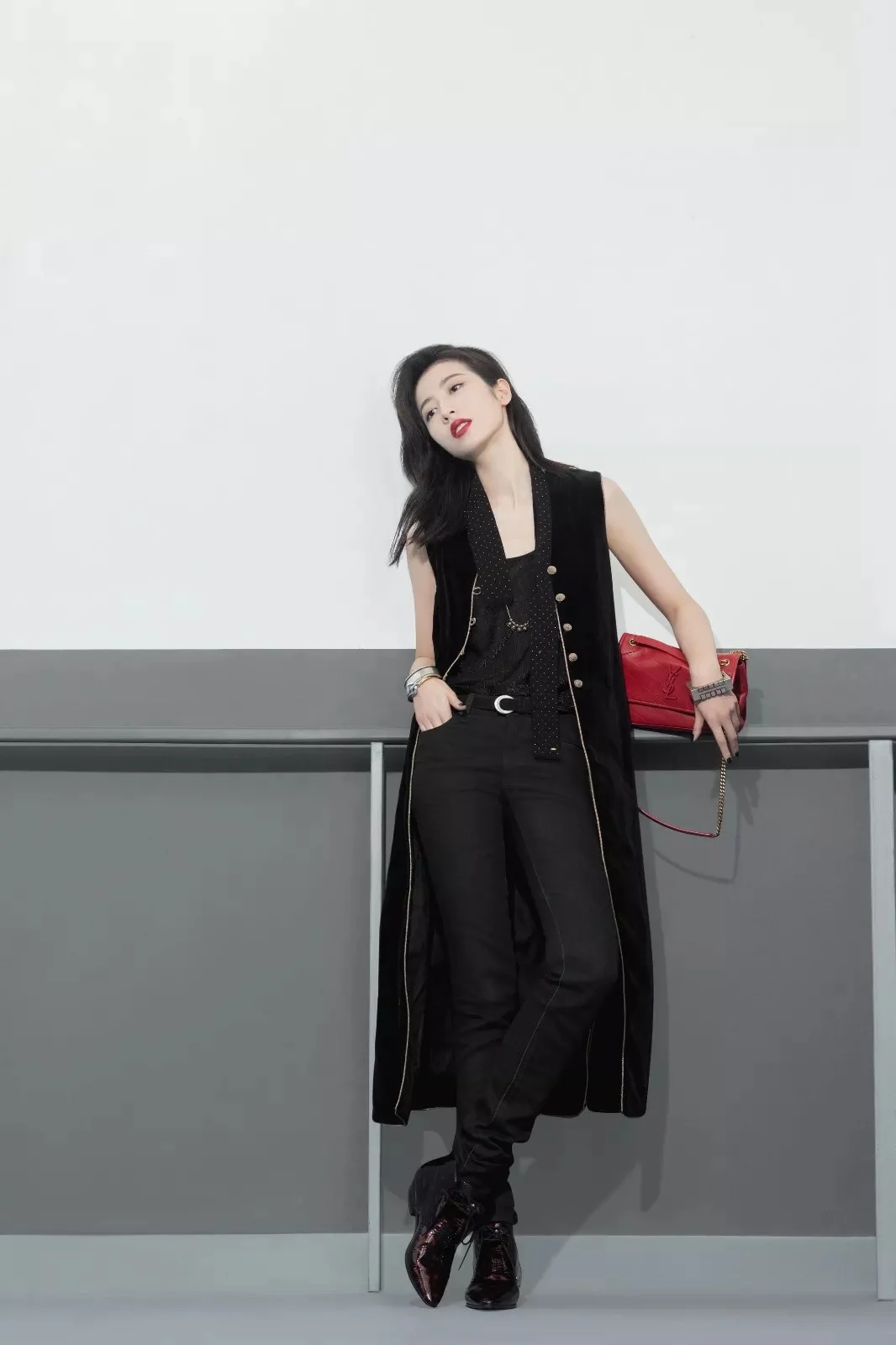 YSL-niki-Red Outfit Sharing