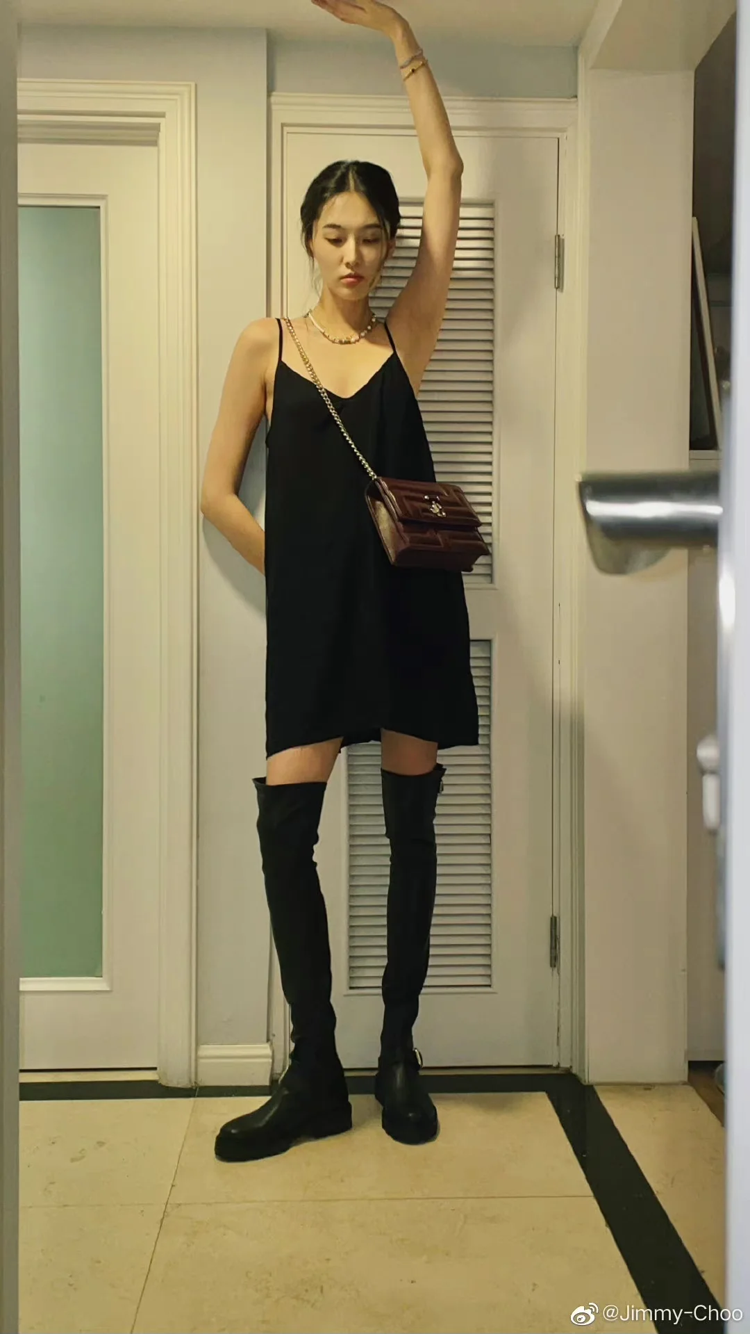 Jimmy - Новинка 2022 года - Ботинки - Фотографии примерки - 22 дюйма - 15 дюймов - 10 дюймов - 7 дюймов