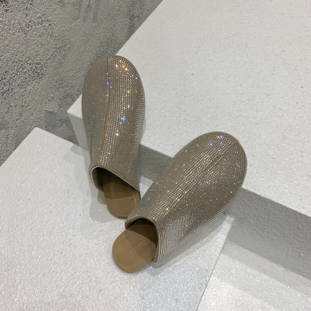 Официальный сайт BV-22s. Новинки осенне-зимнего сезона - Лоферы с подошвой, украшенной стразами - Размеры 35-39-40-42 (Возможен индивидуальный пошив) - 1