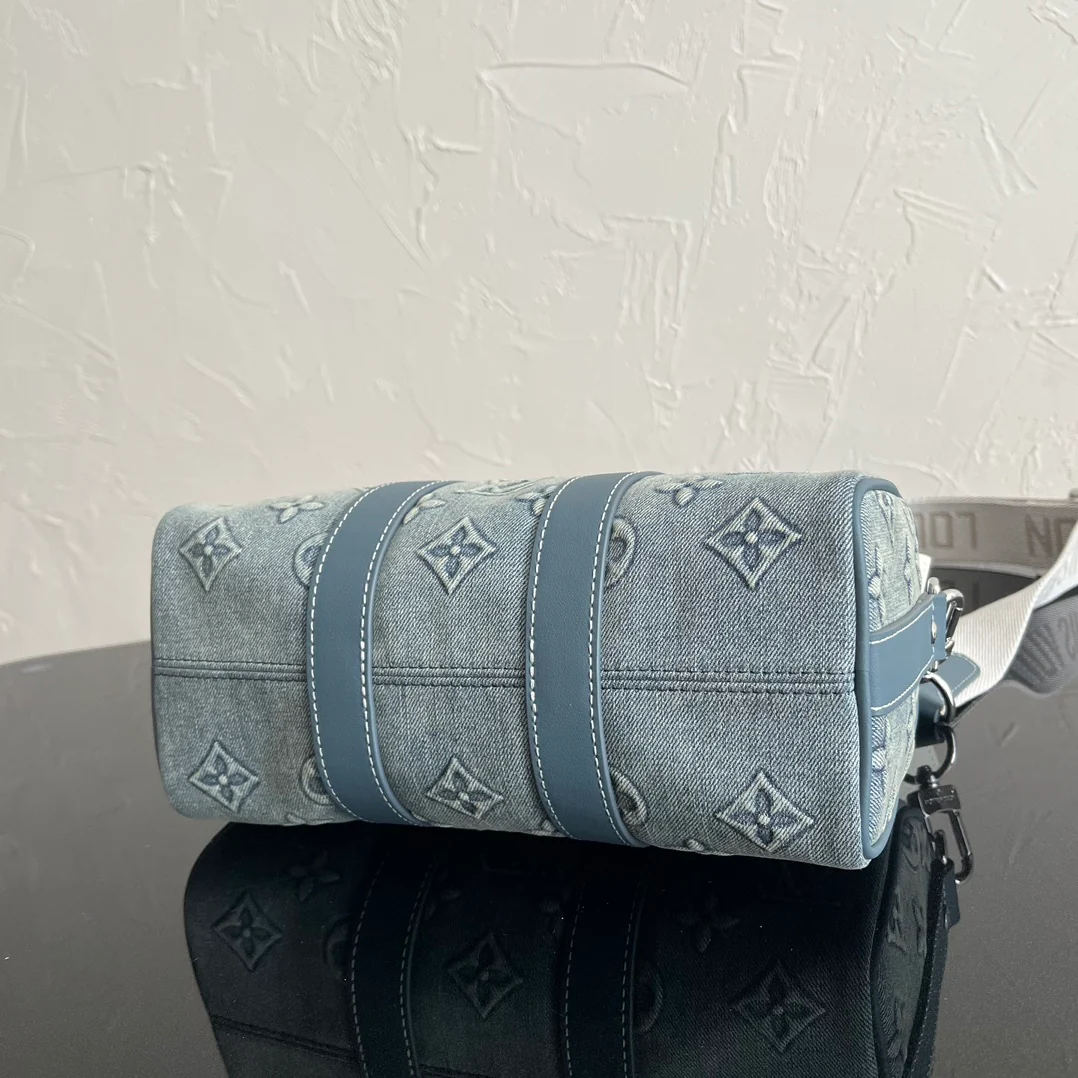 m22762-LV-keepall25-Emboss Denim Style