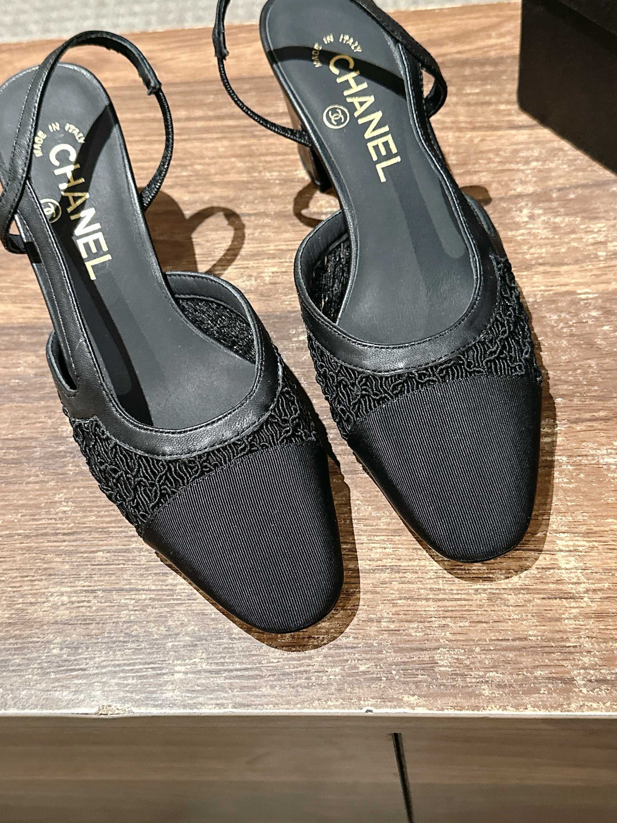 Chanel - Кружево и шаньдунский шелк - Туфли на массивном каблуке - Черные