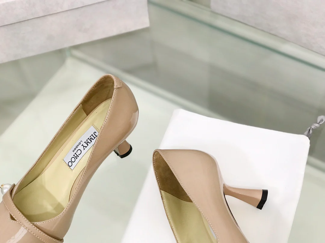 Туфли на высоком каблуке с пряжкой и острым носком Jimmy Pearl - 1