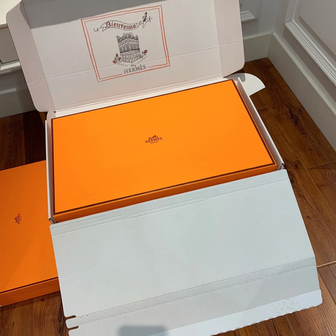 Hermes - Новинка сезона осень/зима 2022 - Вышитые высокие сапоги