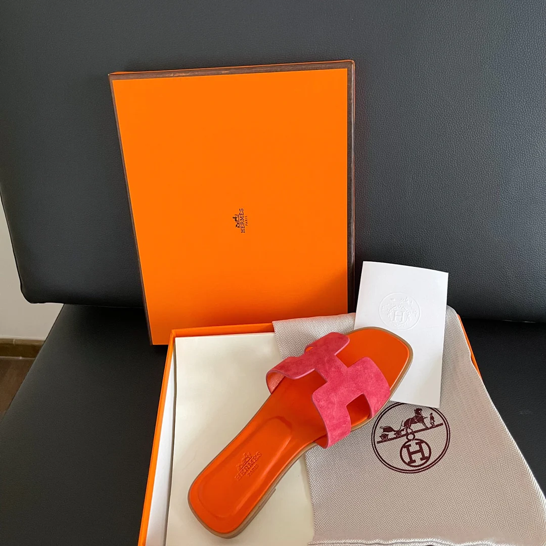 Новинки весенней коллекции Hermes - тапочки