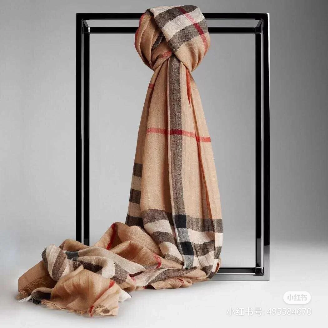 Burberry - нестареющая классика, бестселлер: тонкий длинный шарф - 70-220 см