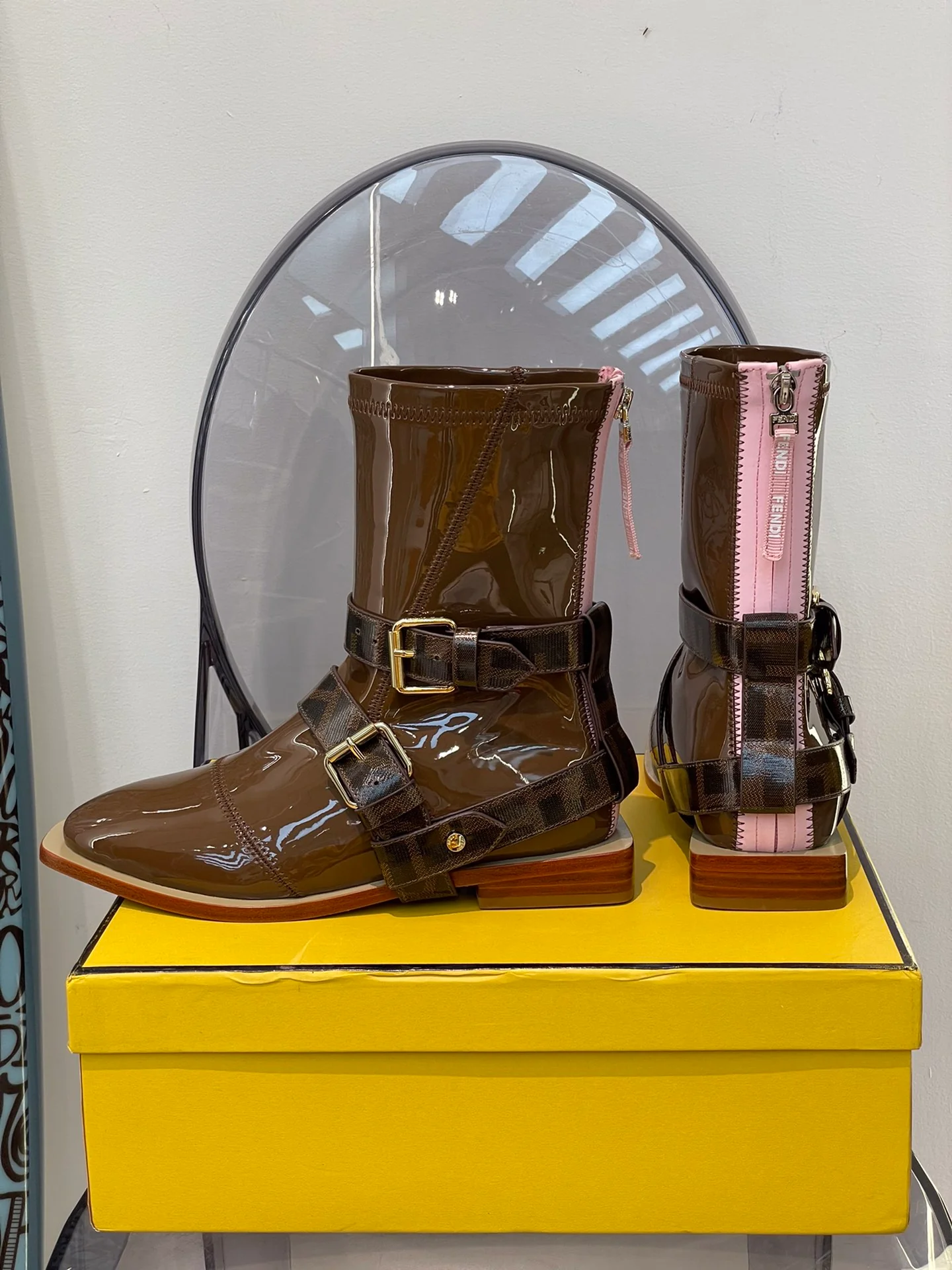 Fendi - Стильные - Британский стиль - Модные ботинки - Коричневые