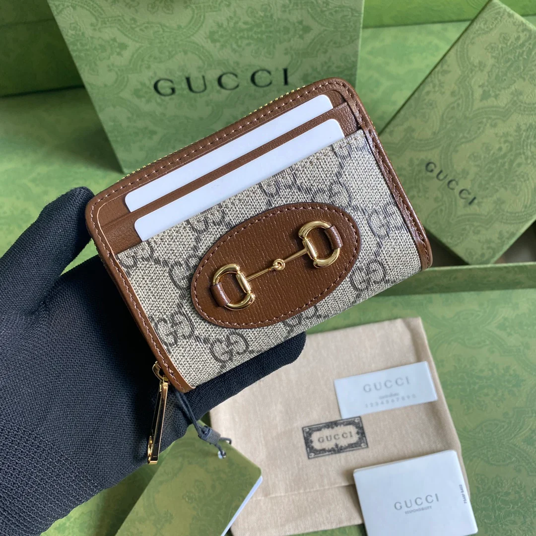 Gucci 新款拉链短夹