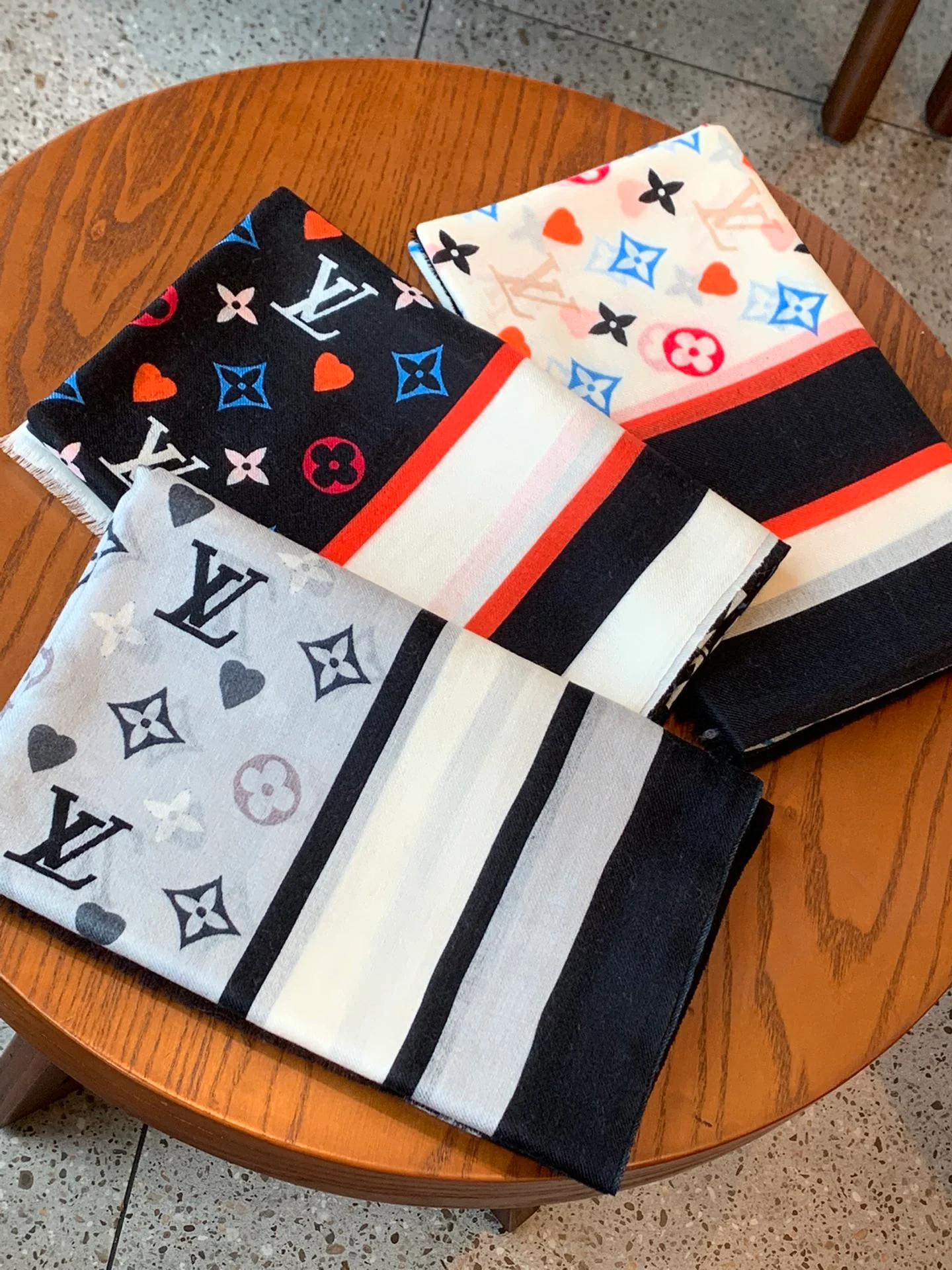 Длинный шарф Chanel с узором в виде открытки - 110-200 см - 100 г - Кашемир премиум-класса