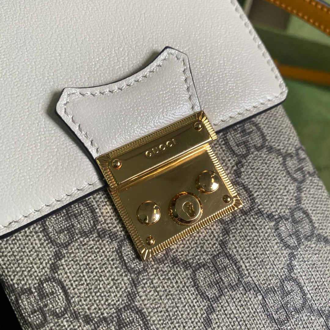 Сумка для телефона Gucci с цепочкой и замком