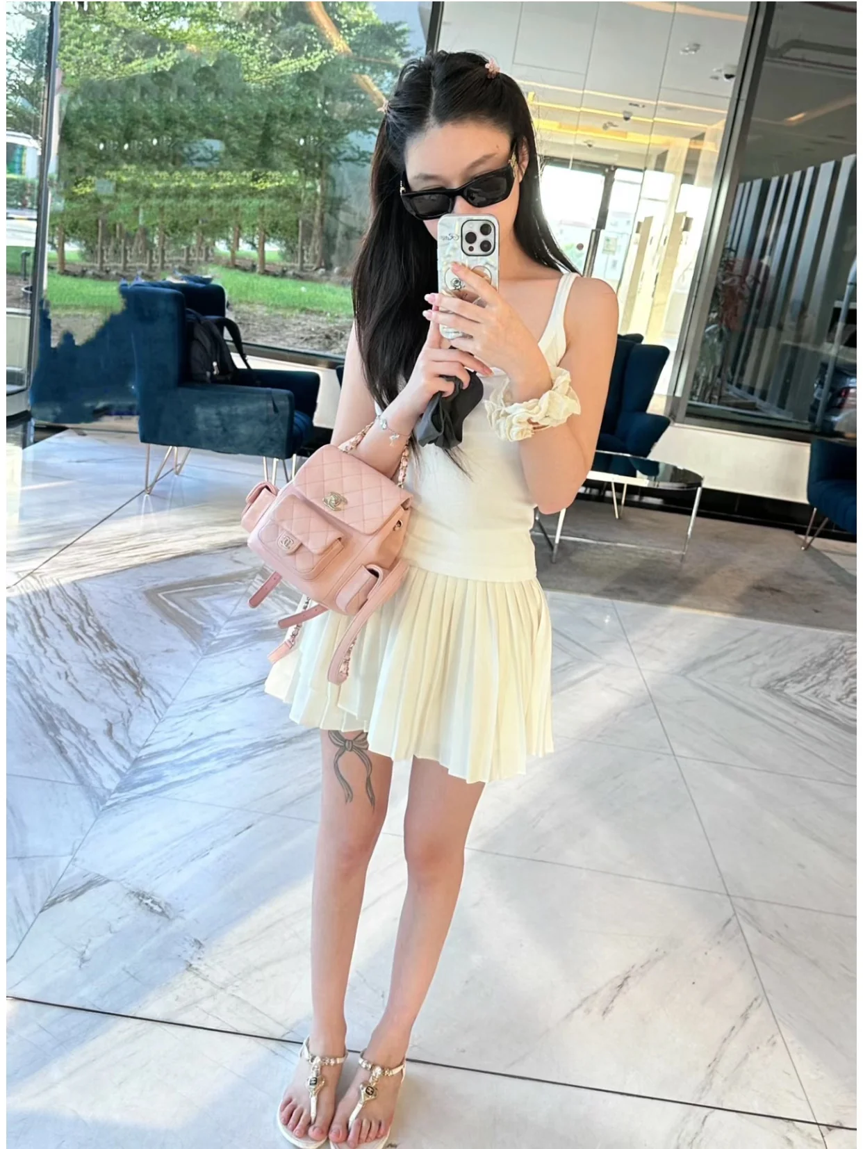 Chanel - Новая маленькая сумка через плечо Tank Duma - Два боковых кармана - Светло-розовый