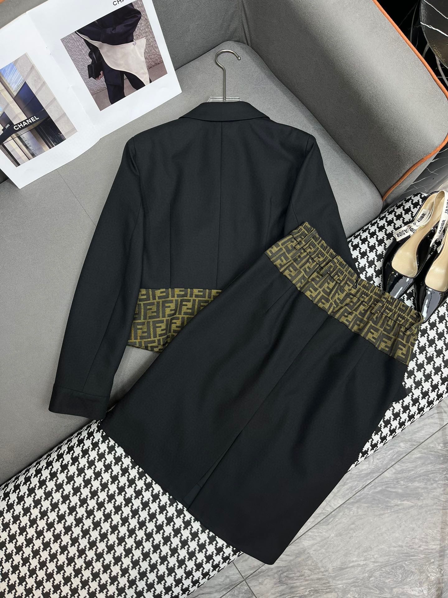 Весенний новый костюм Fendi-2403-24ss