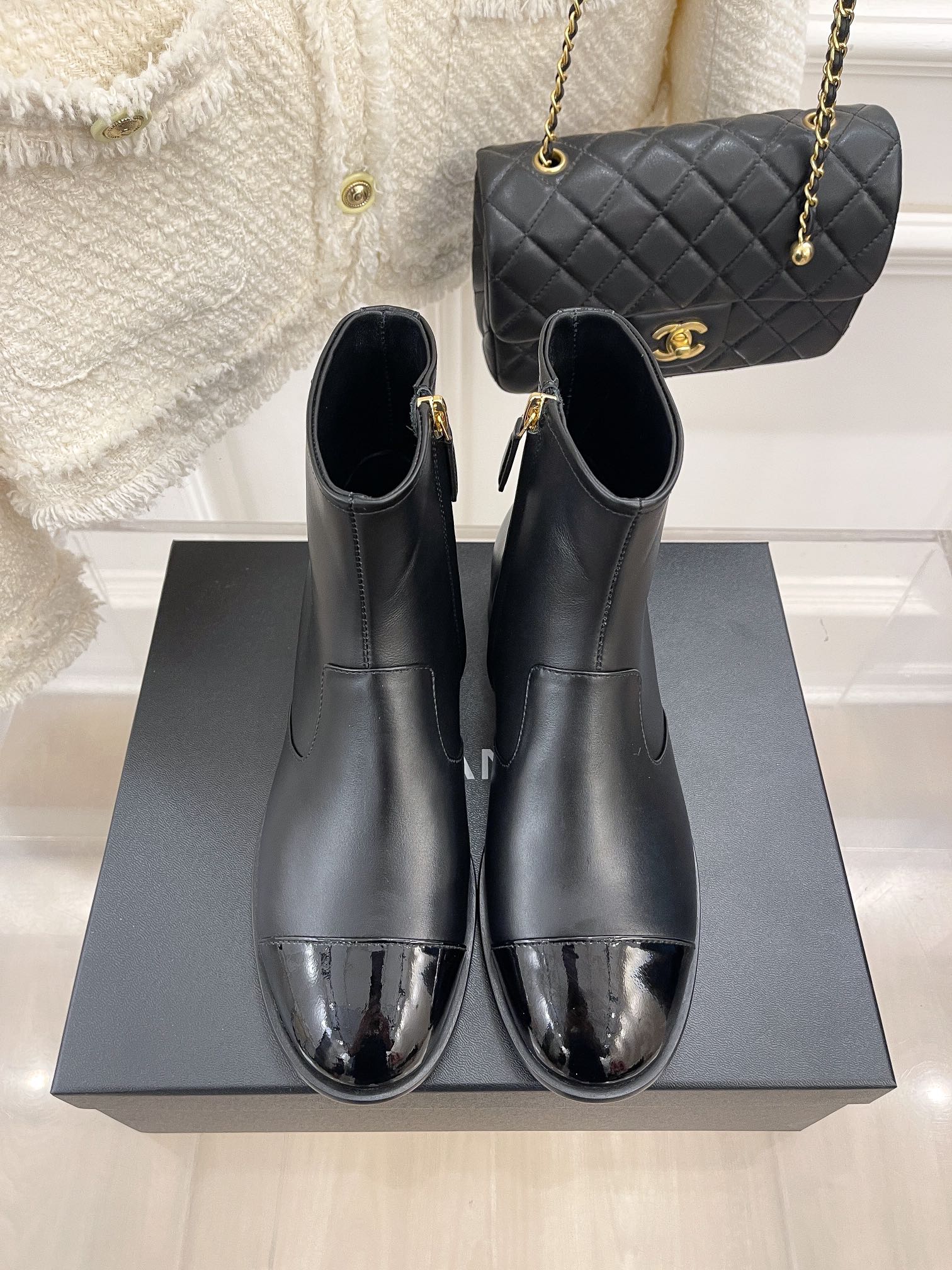 Новинка весны 2022 года от Hermes - Ботильоны - Черные