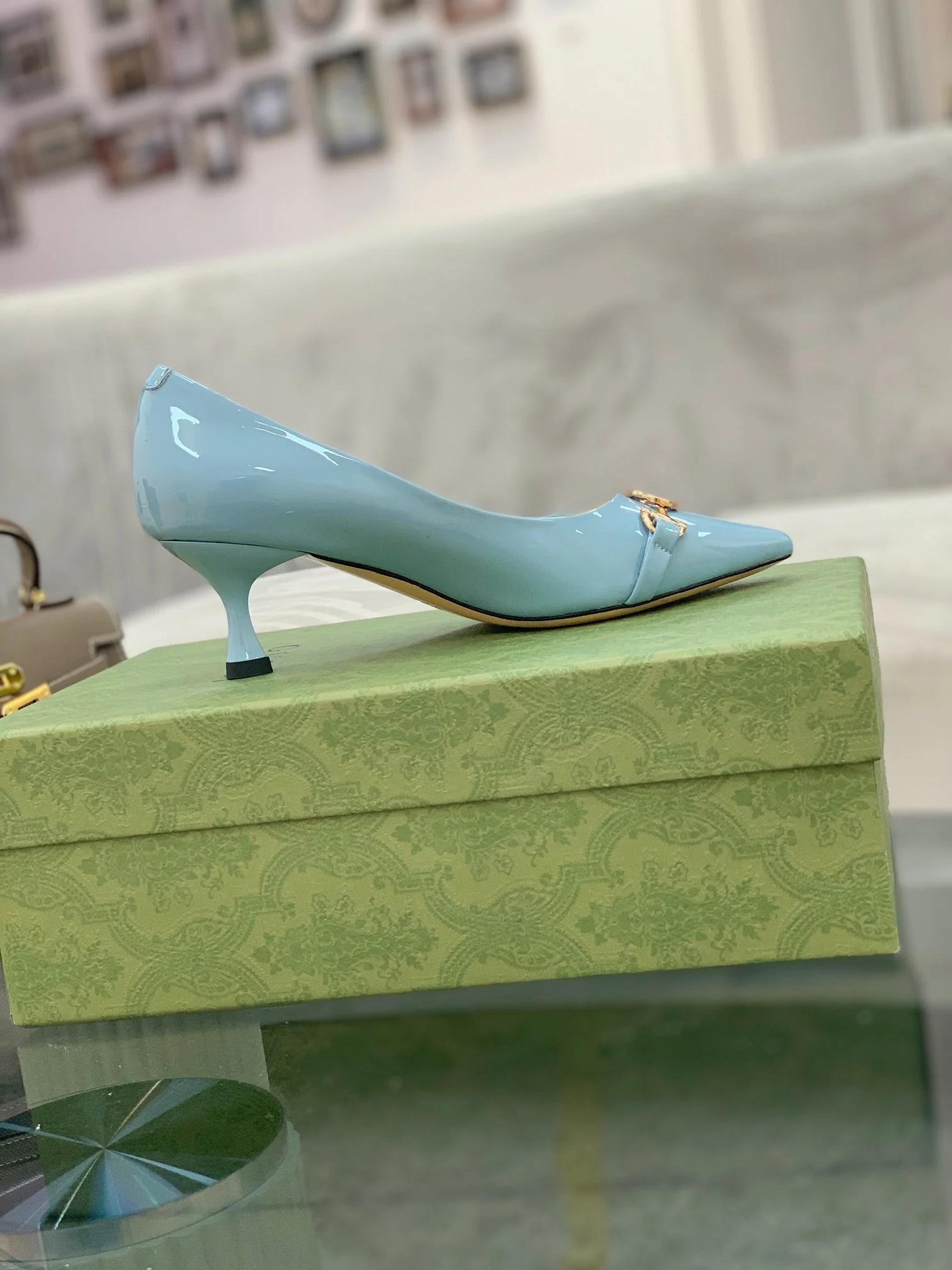 Туфли на высоком каблуке с острым носком от Gucci - синие