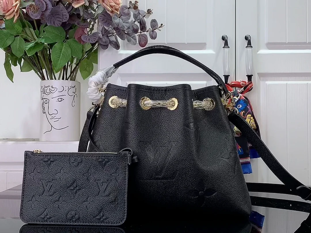 m46545-LV-комплектная сумка-черная