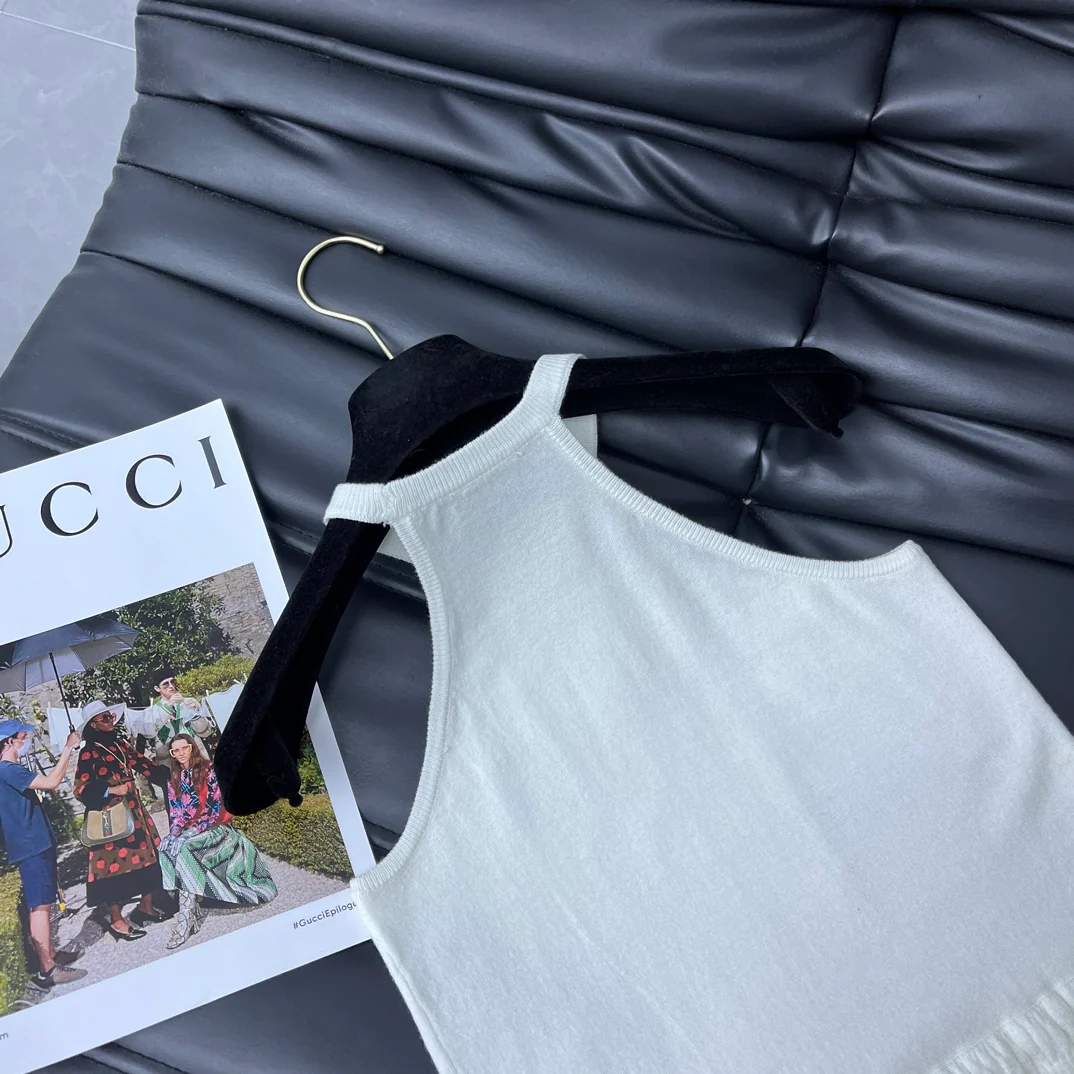 Chanel - Новинка 2403-24 Вязаный жилет с кружевом - Белый