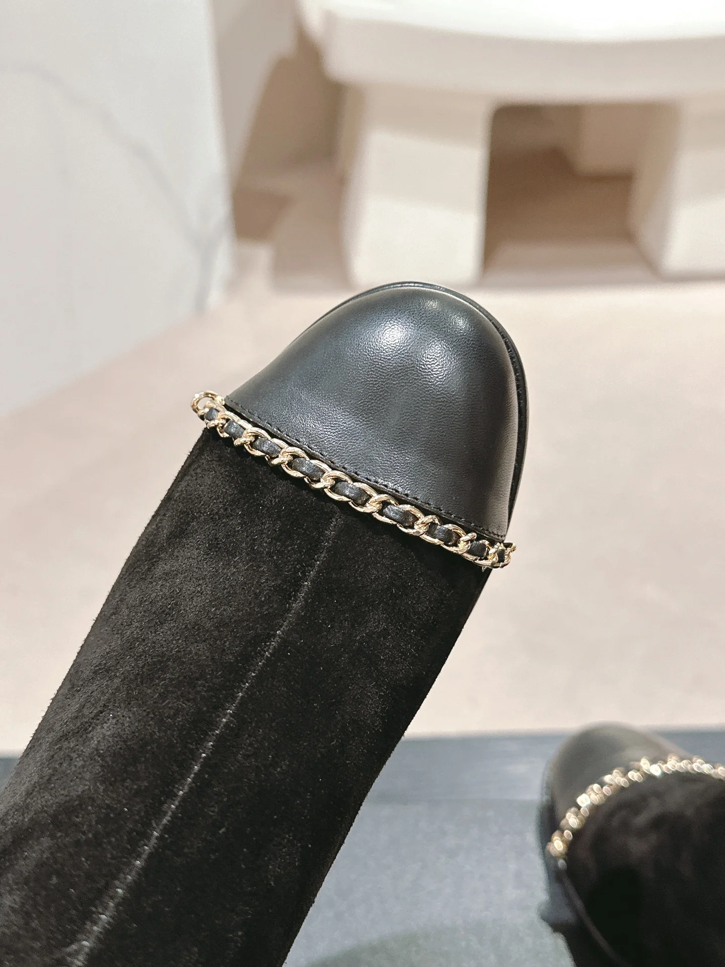 Ботинки на высоком каблуке Chanel 2024 Ribbon - черные