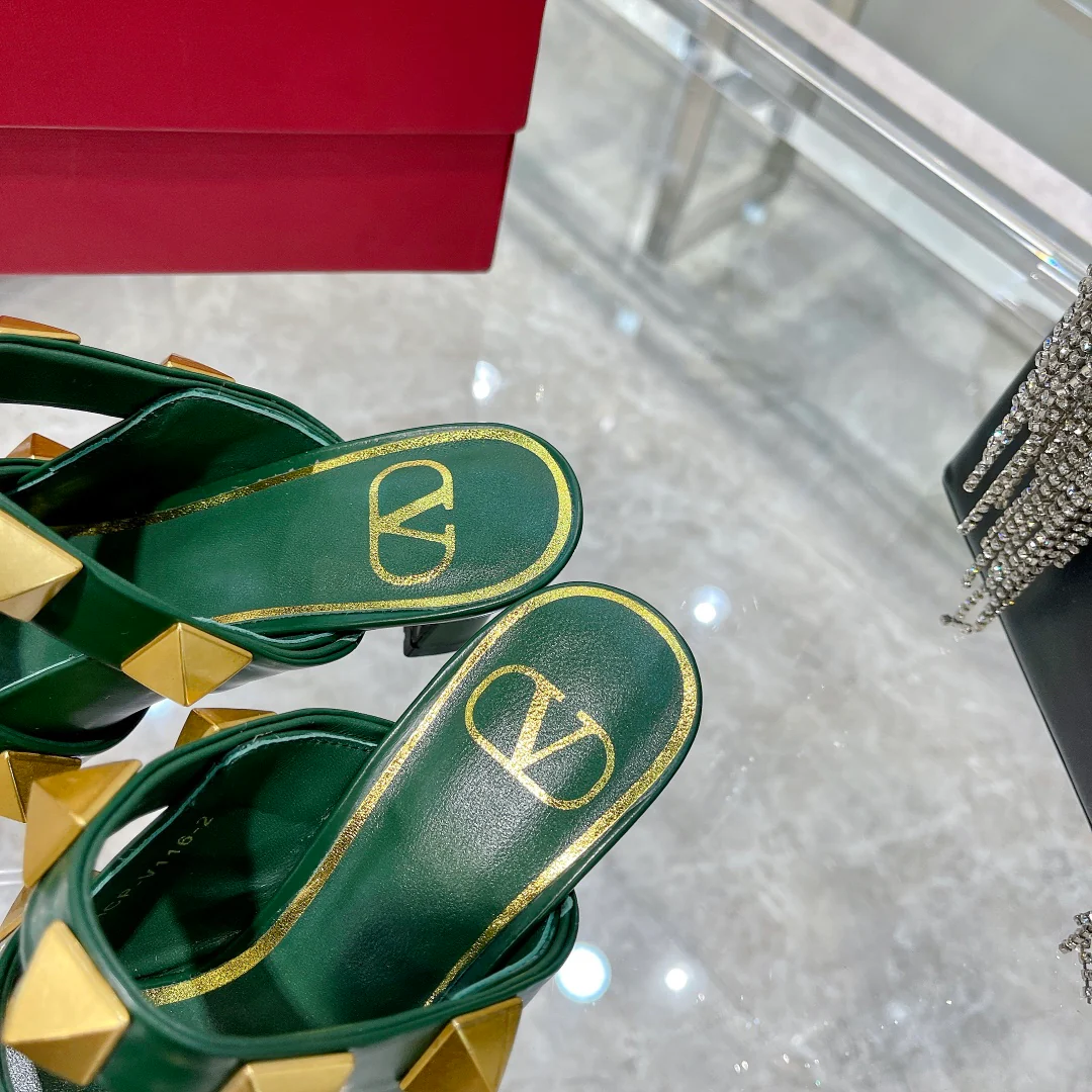 Мюли Valentino на высоком каблуке с острым носком