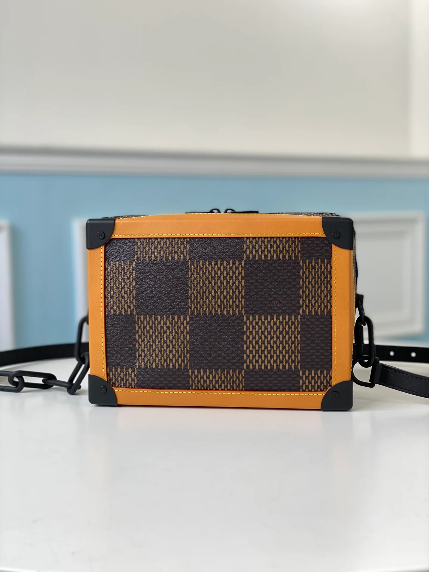 lv-n40381-soft-trunk-chain bag